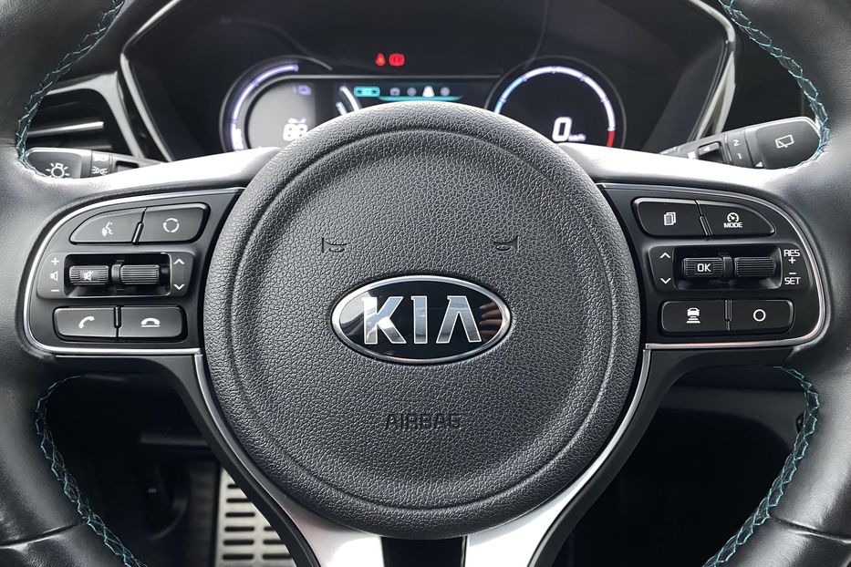 Продам Kia Niro 64 kWh Макс. комплектація Люк 2021 года в Львове