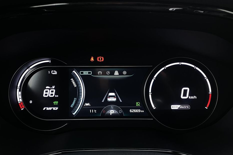 Продам Kia Niro 64 kWh Макс. комплектація Люк 2021 года в Львове