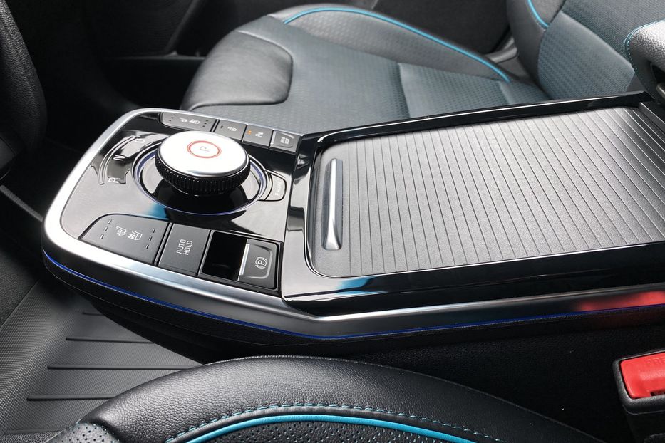 Продам Kia Niro 64 kWh Макс. комплектація Люк 2021 года в Львове