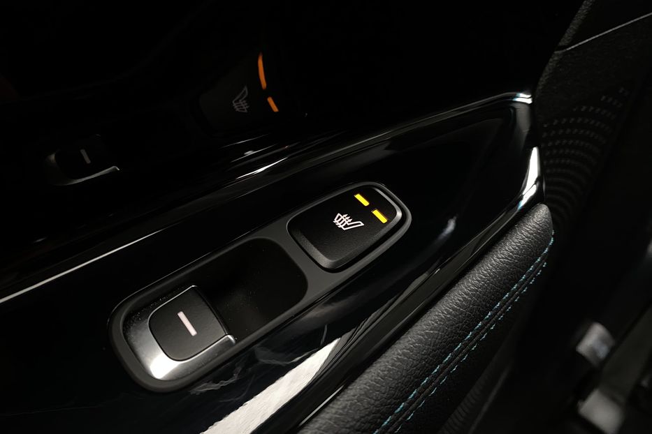 Продам Kia Niro 64 kWh Макс. комплектація Люк 2021 года в Львове
