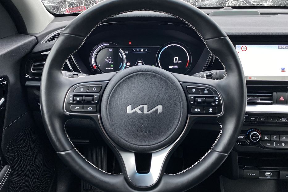 Продам Kia Niro 64кВт ТепловийПдгрвкермасидінь 2021 года в Львове