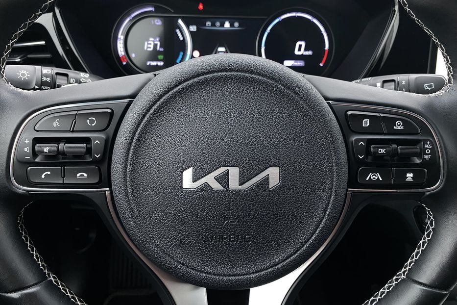 Продам Kia Niro 64кВт ТепловийПдгрвкермасидінь 2021 года в Львове