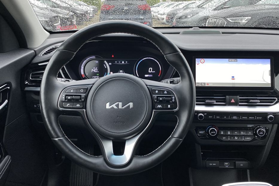 Продам Kia Niro 64кВт ТепловийПдгрвкермасидінь 2021 года в Львове