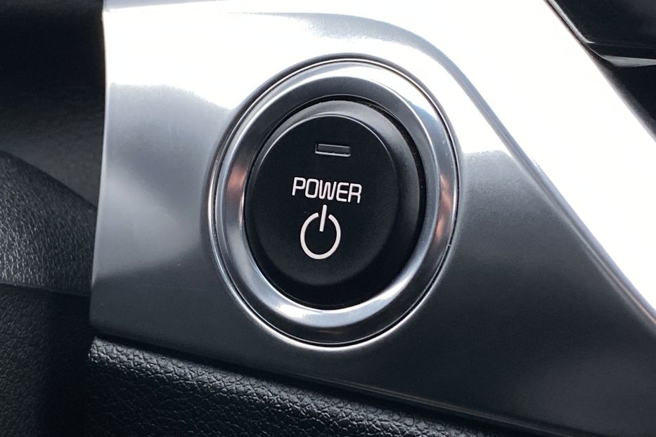 Продам Kia Niro 64кВт ТепловийПдгрвкермасидінь 2021 года в Львове