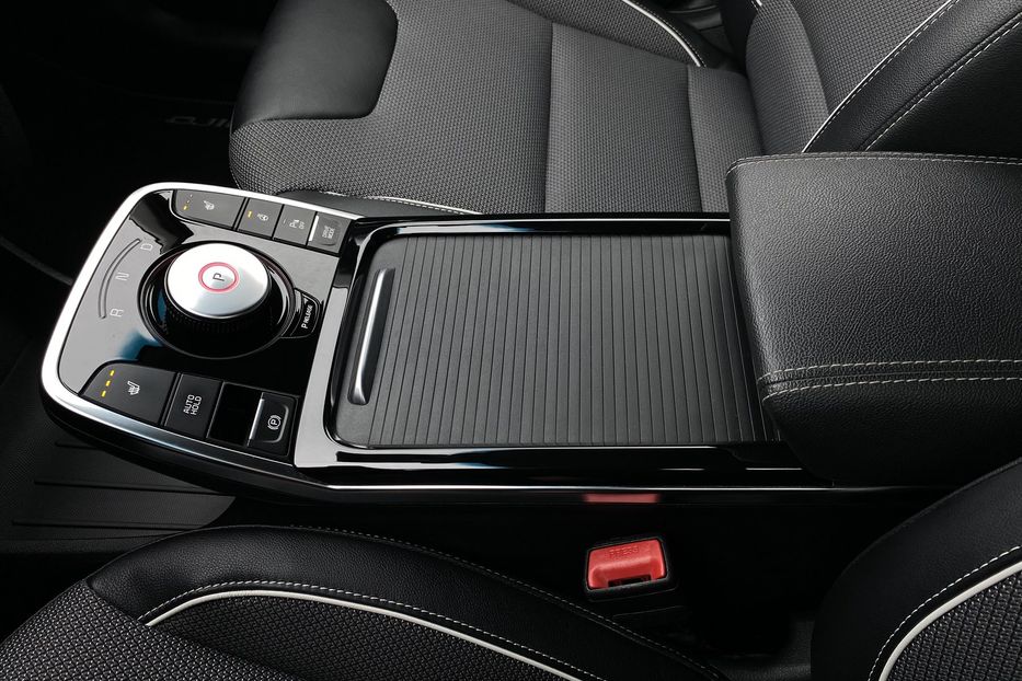 Продам Kia Niro 64кВт ТепловийПдгрвкермасидінь 2021 года в Львове