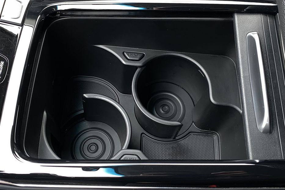Продам Kia Niro 64кВт ТепловийПдгрвкермасидінь 2021 года в Львове
