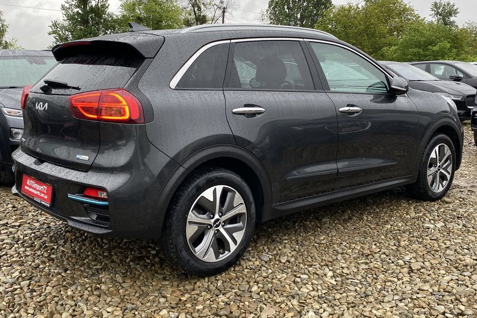 Продам Kia Niro 64кВт ТепловийПдгрвкермасидінь 2021 года в Львове