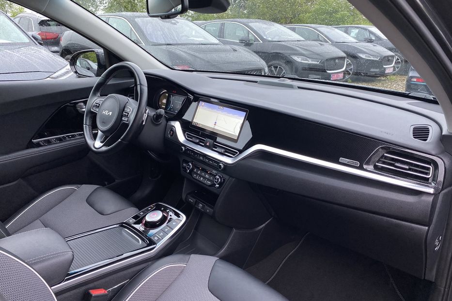 Продам Kia Niro 64кВт ТепловийПдгрвкермасидінь 2021 года в Львове