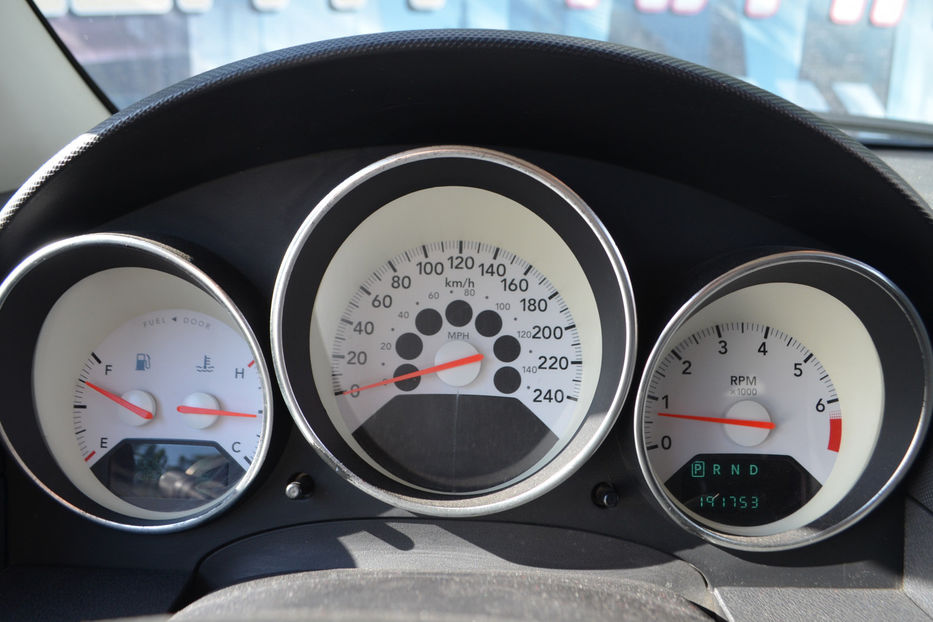 Продам Dodge Caliber 2008 года в Киеве