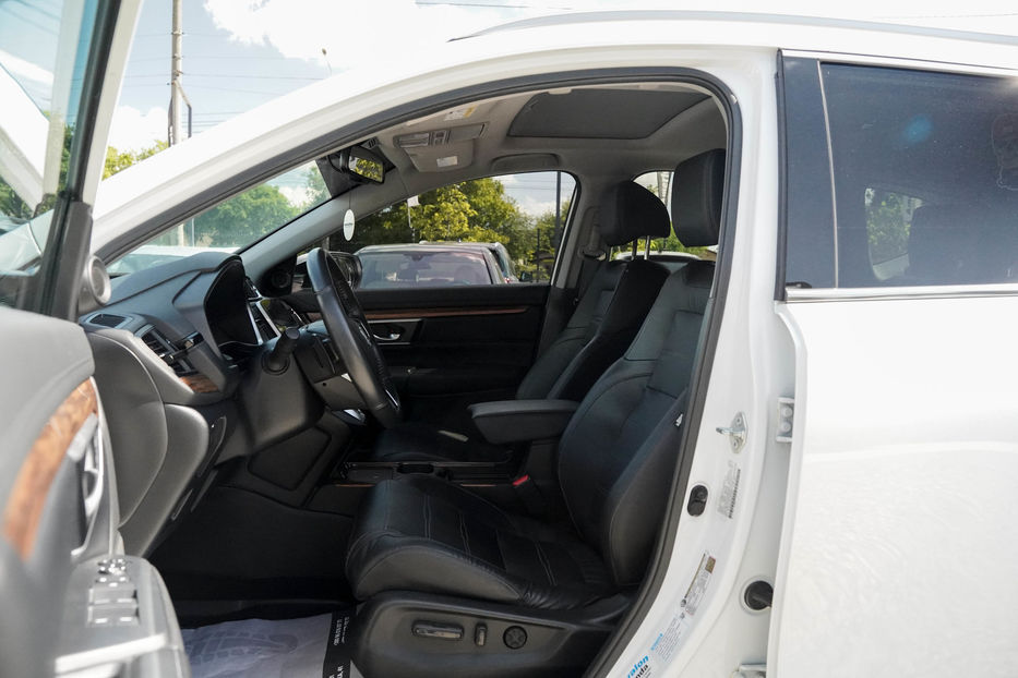 Продам Honda CR-V Hybrid Touring 2021 года в Черновцах