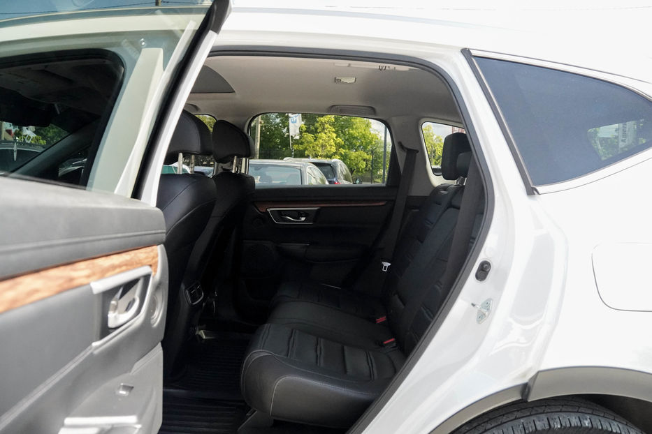 Продам Honda CR-V Hybrid Touring 2021 года в Черновцах