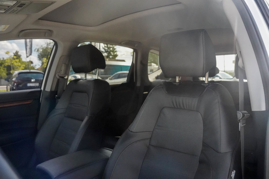 Продам Honda CR-V Hybrid Touring 2021 года в Черновцах