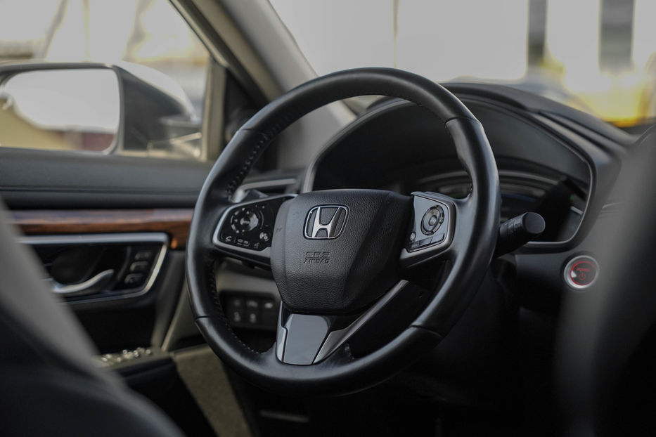 Продам Honda CR-V Hybrid Touring 2021 года в Черновцах