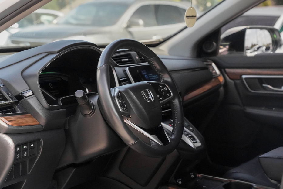 Продам Honda CR-V Hybrid Touring 2021 года в Черновцах