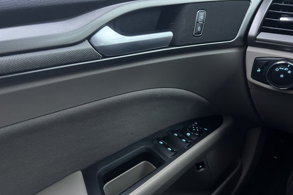 Продам Ford Fusion Hybrid 2019 года в Одессе