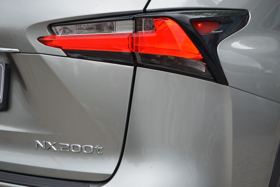 Продам Lexus NX 200 2016 года в Киеве