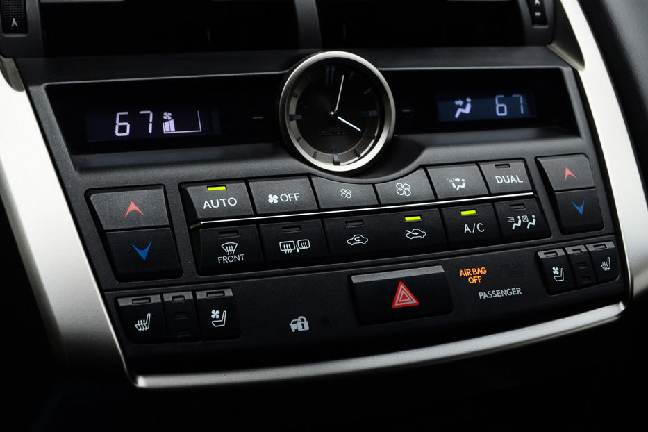 Продам Lexus NX 200 2016 года в Киеве