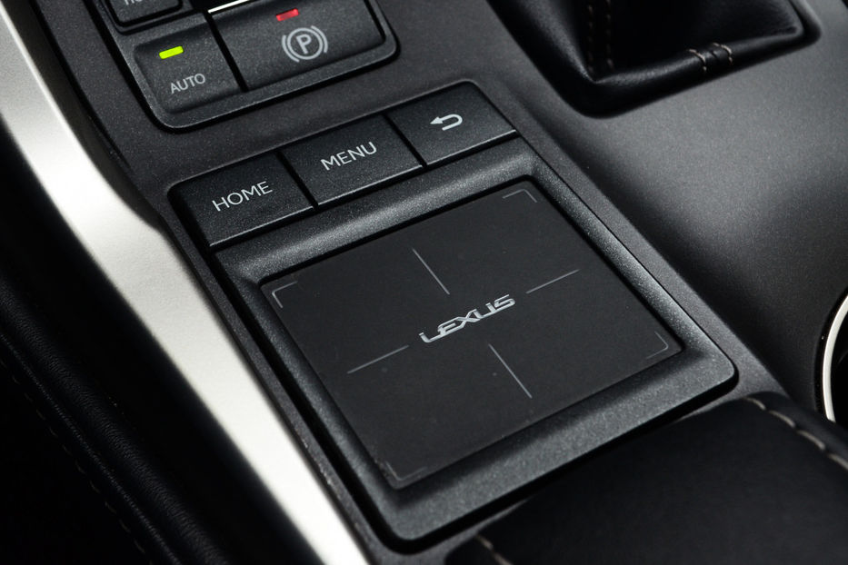 Продам Lexus NX 200 2016 года в Киеве