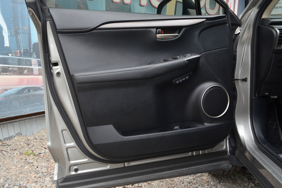 Продам Lexus NX 200 2016 года в Киеве