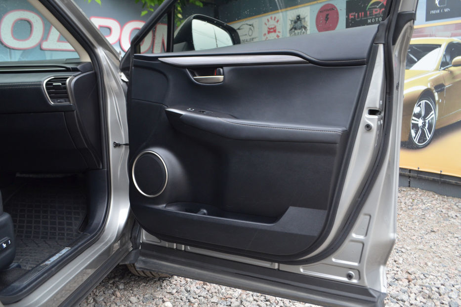 Продам Lexus NX 200 2016 года в Киеве