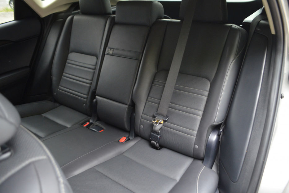 Продам Lexus NX 200 2016 года в Киеве