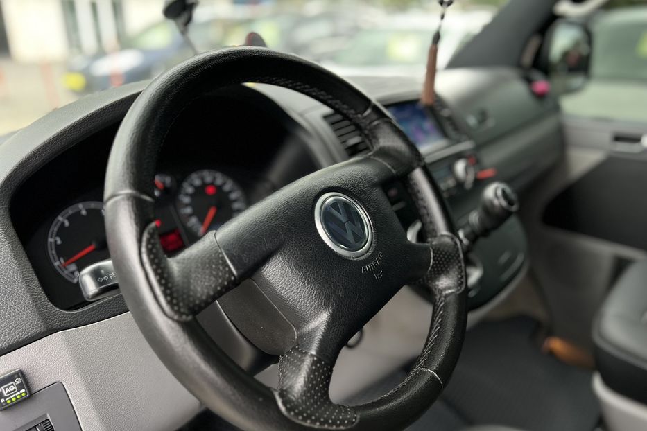 Продам Volkswagen Multivan 2.0 газ/бенз (KOMIS) 2005 года в г. Умань, Черкасская область
