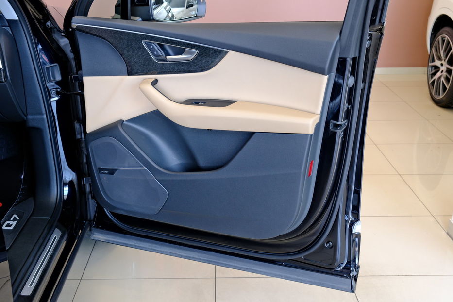 Продам Audi Q7 2021 года в Одессе