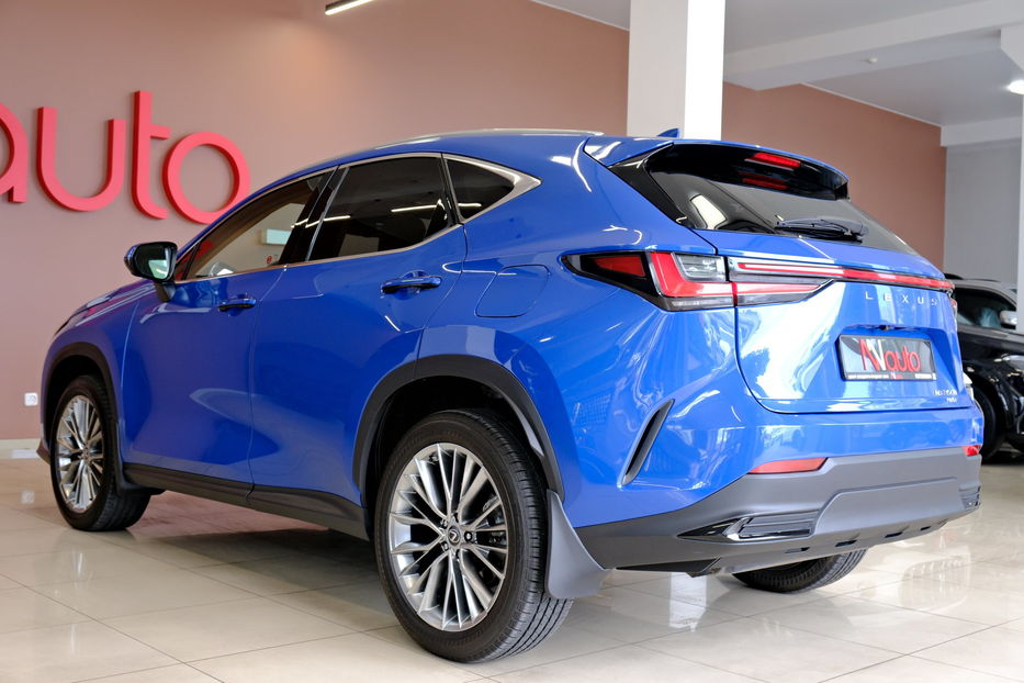 Продам Lexus NX 300 350h 2023 года в Одессе