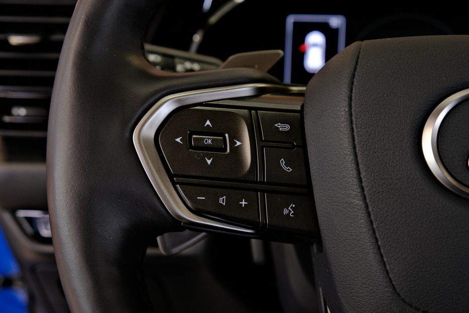 Продам Lexus NX 300 350h 2023 года в Одессе