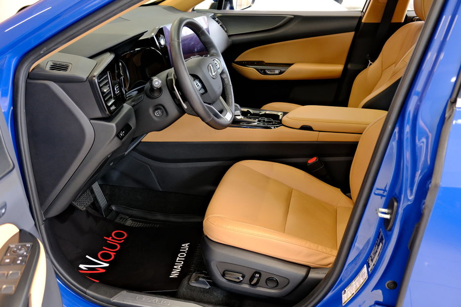 Продам Lexus NX 300 350h 2023 года в Одессе