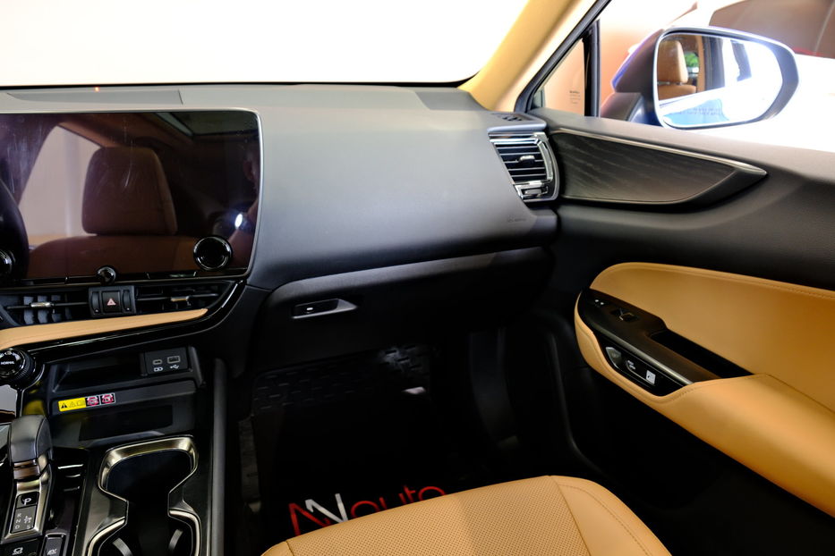 Продам Lexus NX 300 350h 2023 года в Одессе