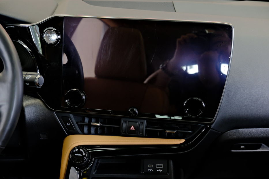 Продам Lexus NX 300 350h 2023 года в Одессе