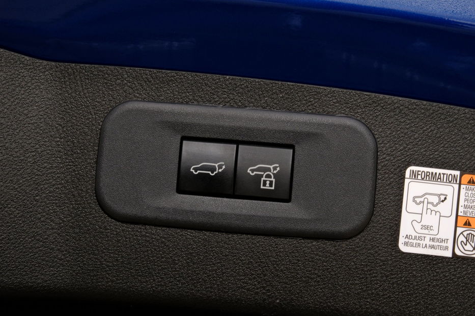 Продам Lexus NX 300 350h 2023 года в Одессе