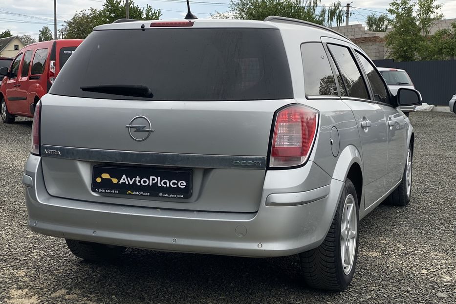 Продам Opel Astra H 2010 года в Луцке