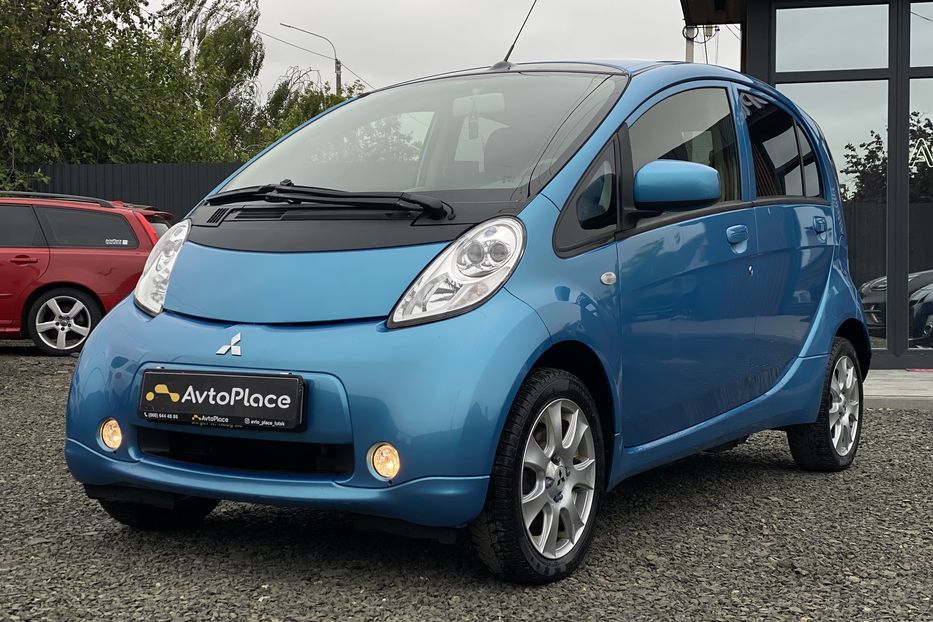 Продам Mitsubishi i-MiEV 2016 года в Луцке