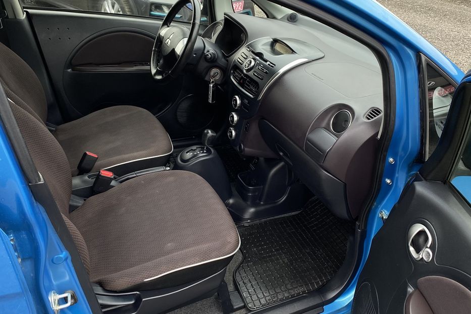Продам Mitsubishi i-MiEV 2016 года в Луцке