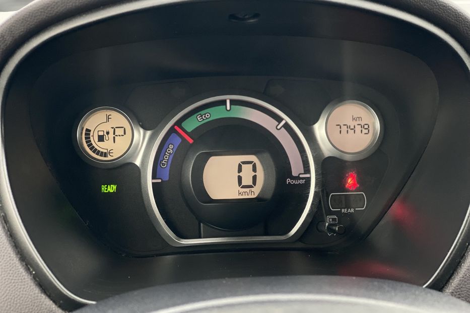 Продам Mitsubishi i-MiEV 2016 года в Луцке