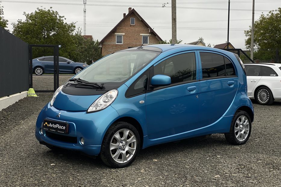 Продам Mitsubishi i-MiEV 2016 года в Луцке