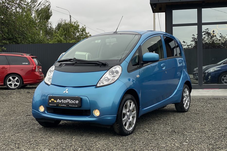 Продам Mitsubishi i-MiEV 2016 года в Луцке