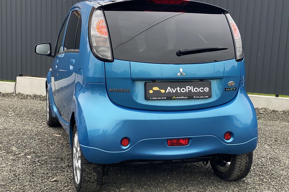 Продам Mitsubishi i-MiEV 2016 года в Луцке