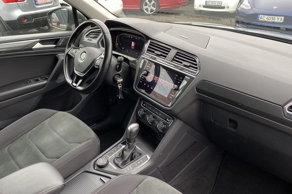 Продам Volkswagen Tiguan 2020 года в Луцке