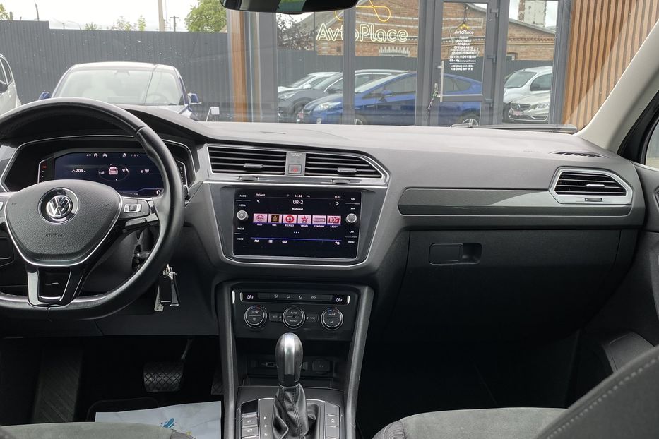 Продам Volkswagen Tiguan 2020 года в Луцке