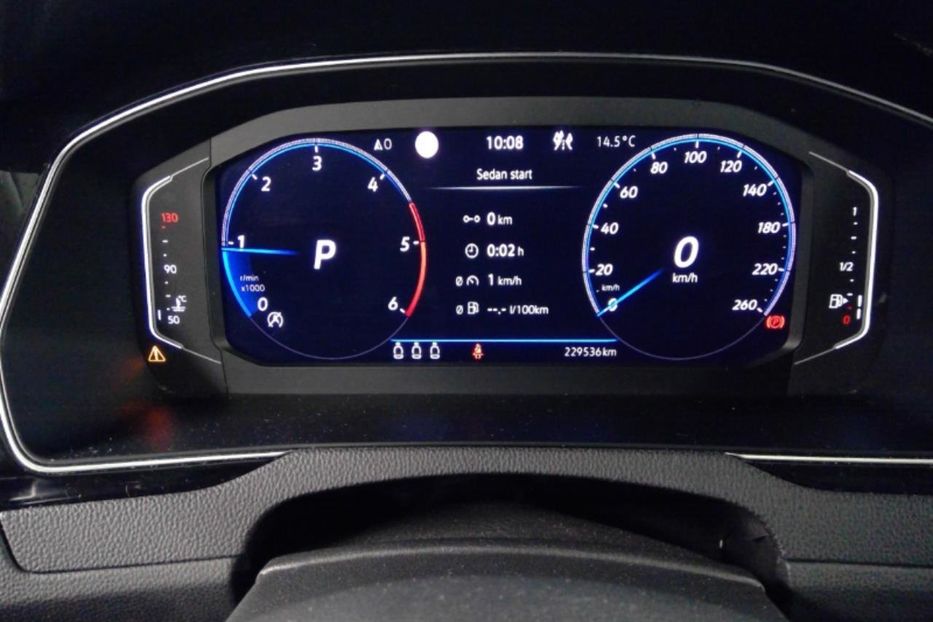 Продам Volkswagen Passat B8 R-Line 4*4 200к.с  2021 года в Житомире
