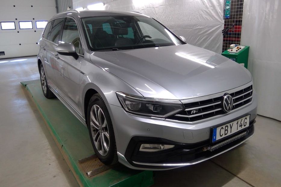 Продам Volkswagen Passat B8 R-Line 4*4 200к.с  2021 года в Житомире