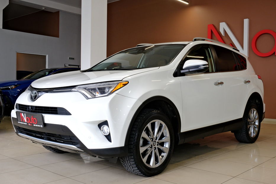 Продам Toyota Rav 4 2017 года в Одессе