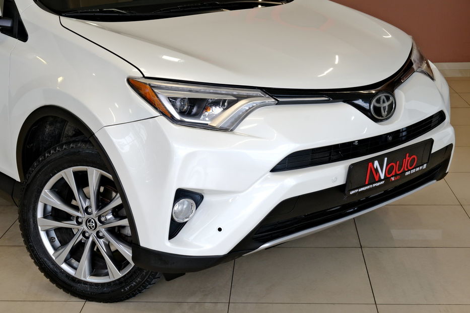 Продам Toyota Rav 4 2017 года в Одессе