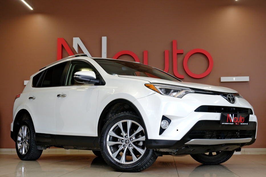 Продам Toyota Rav 4 2017 года в Одессе