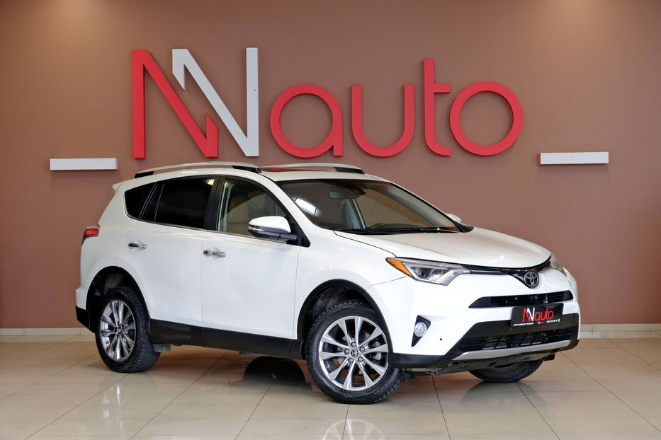 Продам Toyota Rav 4 2017 года в Одессе