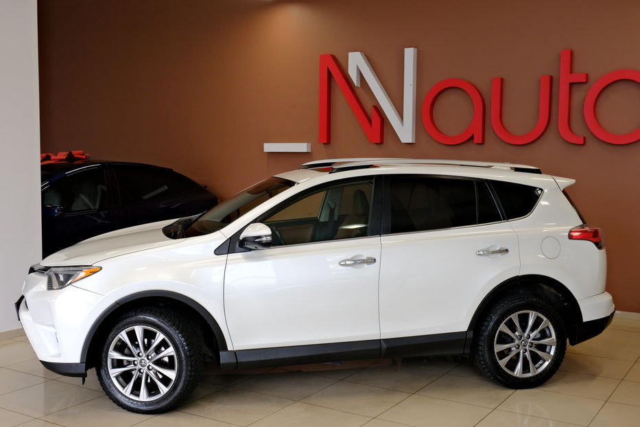 Продам Toyota Rav 4 2017 года в Одессе