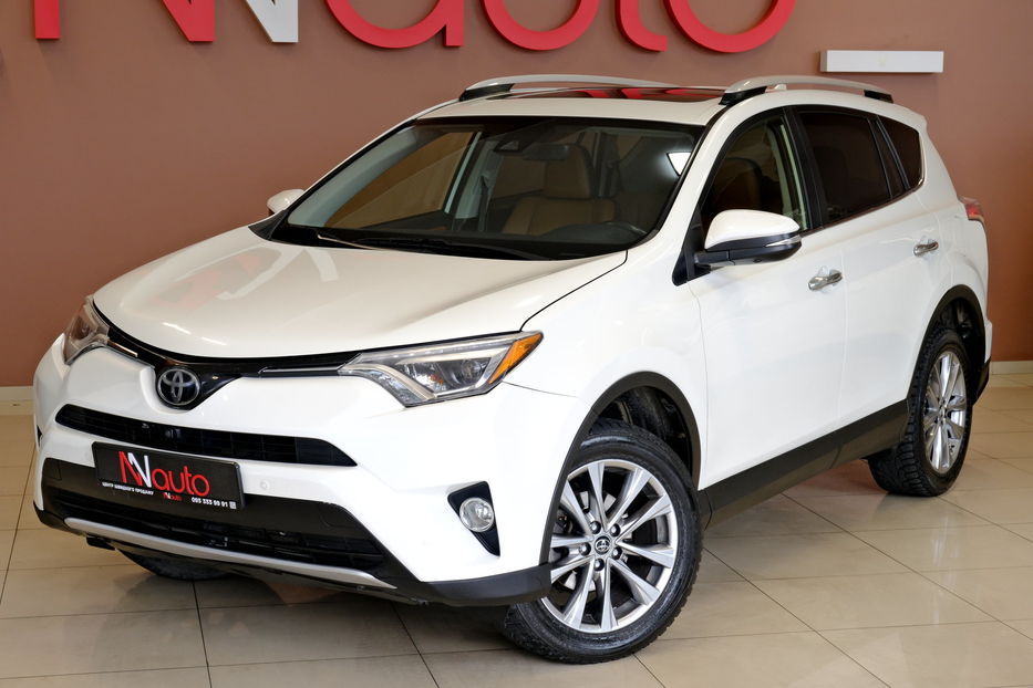 Продам Toyota Rav 4 2017 года в Одессе